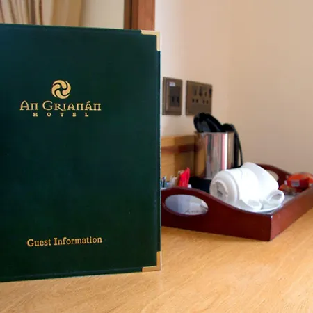 فندق An Grianan 3*